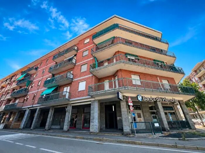 Appartamento trilocale in affitto in Via Silvio Pellico, Carignano