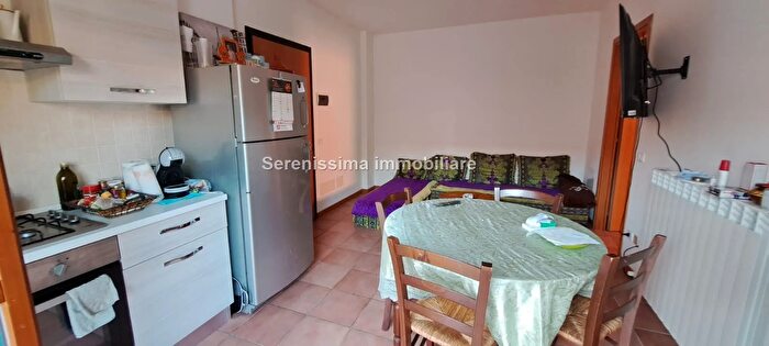 Appartamento trilocale in vendita in Petriano