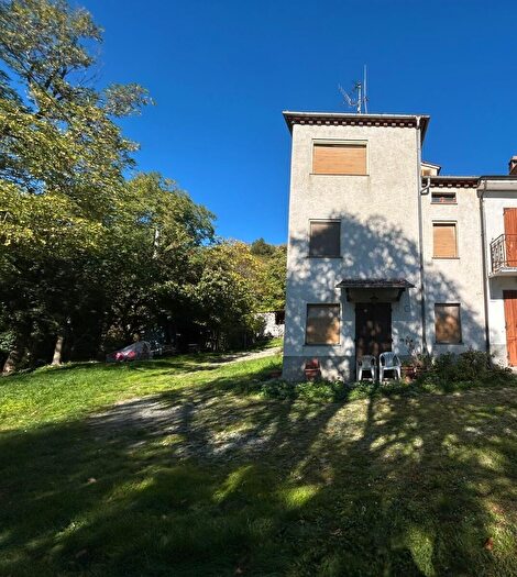 Casa in vendita in Strada Cavicchiolo, Medesano