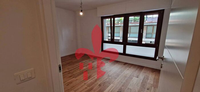 Appartamento trilocale in vendita in Via Marsilio Ficino, Firenze