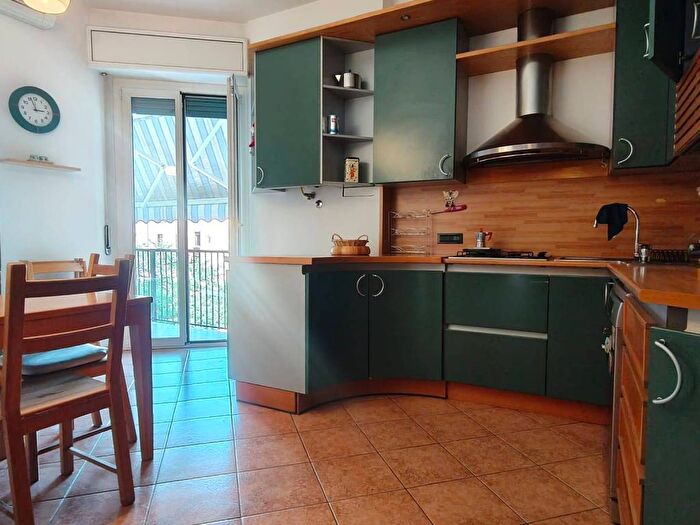 Appartamento quadrilocale in affitto in Corso Venezia, Borgo Venezia, Verona