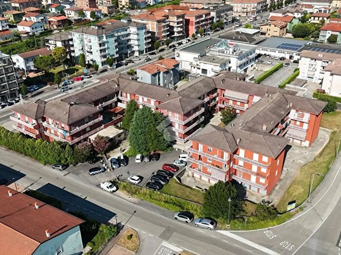 Appartamento quadrilocale in vendita in Via Zovo, Colognola Ai Colli