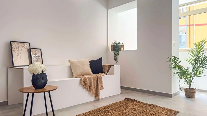 Casa bilocale in vendita in Via Mestre, Cagliari