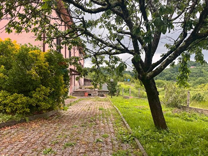 Casa con 7 locali in vendita in Via Aldo Moro, Torricella In Sabina