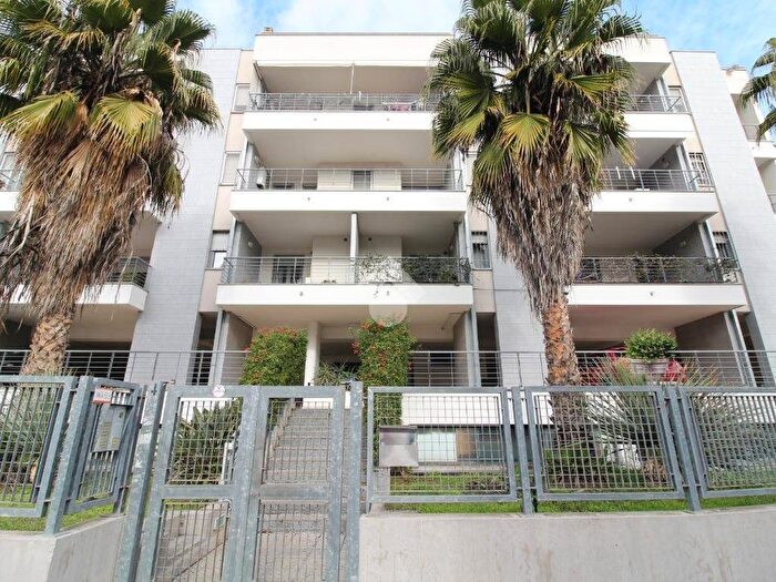 Appartamento trilocale in affitto in Via Lucio Strabone, Cappuccini, Brindisi