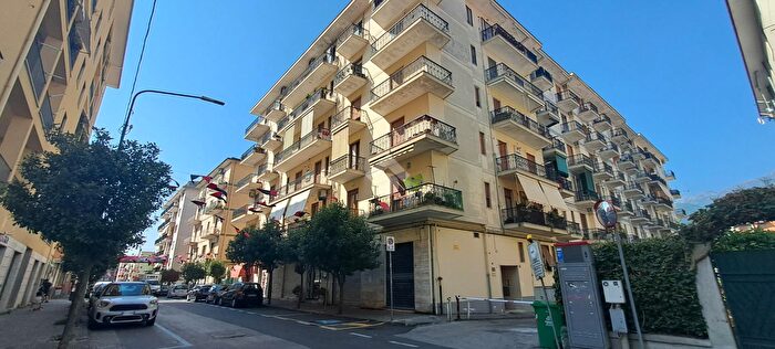 Appartamento bilocale in vendita in Via Onofrio di Giordano di Cava, Cava De Tirreni