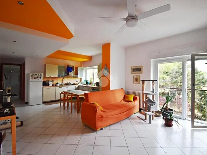 Appartamento bilocale in vendita in Via Aosta, Ivrea