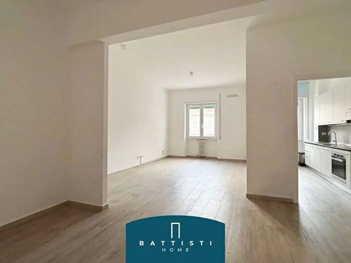 Appartamento bilocale in vendita in Viale Guglielmo Marconi, Roma