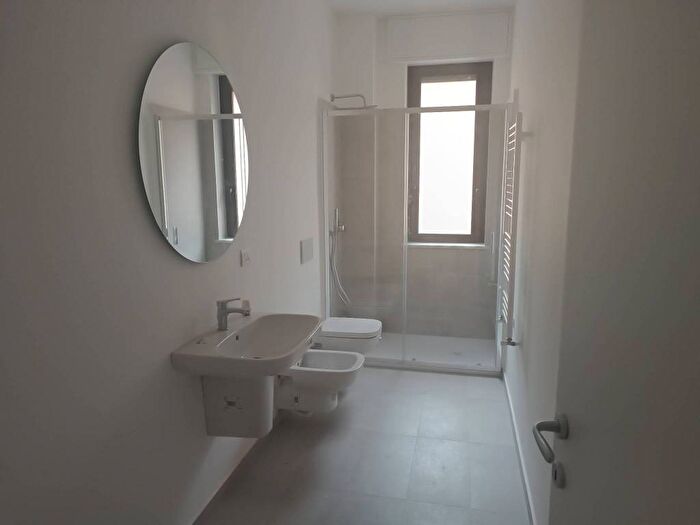 Appartamento bilocale in affitto in Via Antonio Fogazzaro, Montenero, Milano