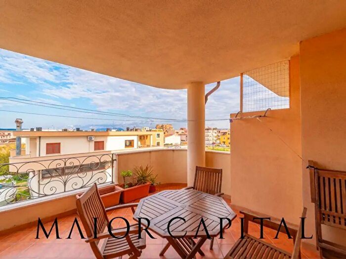 Appartamento trilocale in vendita in Olbia