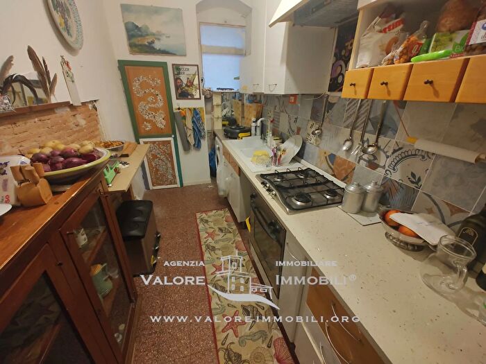 Appartamento trilocale in vendita in Borgo dei Cappuccini, Livorno