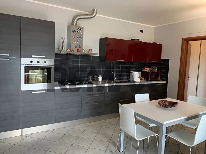 Appartamento trilocale in vendita in Via Arcobaleno C, Trecate