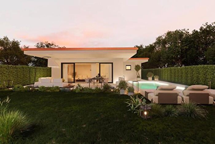 Casa con 5 locali in vendita in Via Belvedere, Manerba Del Garda