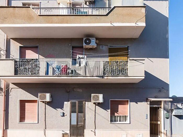 Appartamento con 5 locali in vendita in Via Nazario Sauro s, Acate