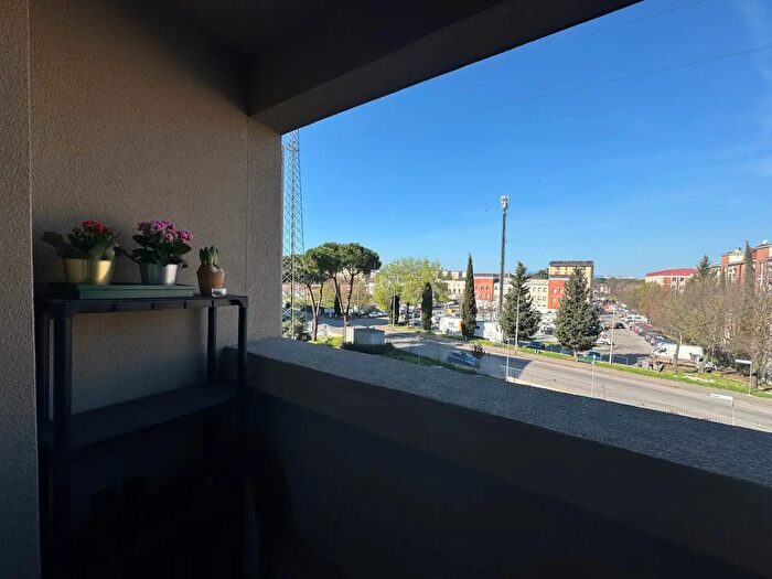 Appartamento trilocale in vendita in Via Chiusi, Firenze