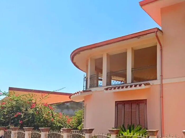 Casa con 6 locali in vendita in Via Iglesias, San Sperate