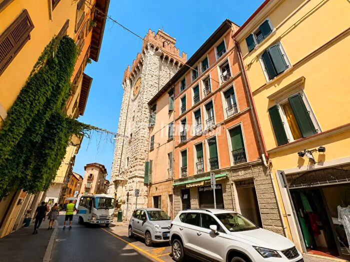 Appartamento bilocale in vendita in Via della Pace, Brescia