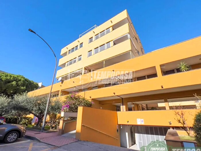 Appartamento quadrilocale in vendita in Via Giovanni Caboto, Sestri Levante