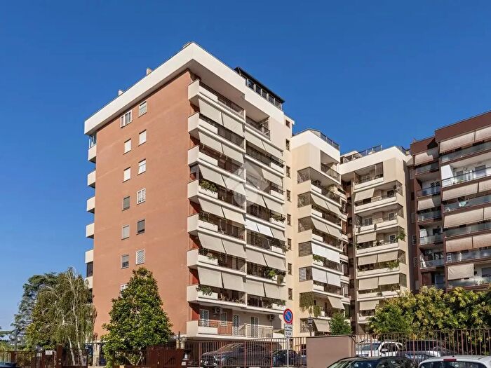 Appartamento bilocale in vendita in Via delle Costellazioni, Roma