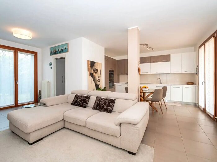 Appartamento con 5 locali in vendita in Via La Salina, Jesolo