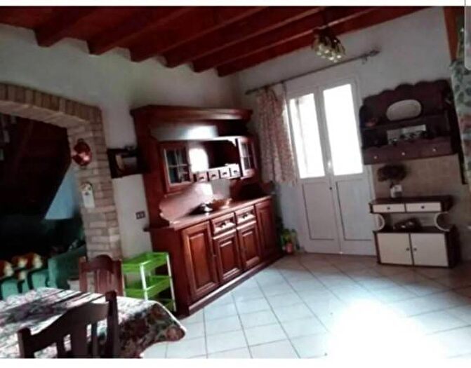 Casa con 6 locali in vendita in Ceresola, Montefiorino