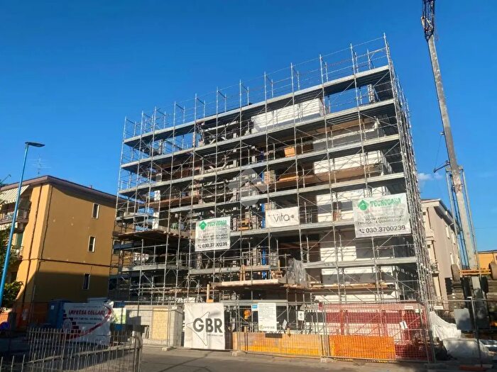 Appartamento trilocale in vendita in Via Gian Battista Corniani, Brescia