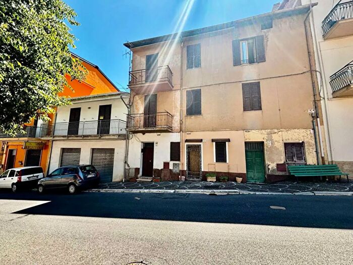 Appartamento trilocale in vendita in Via Casavetere, Fiuggi