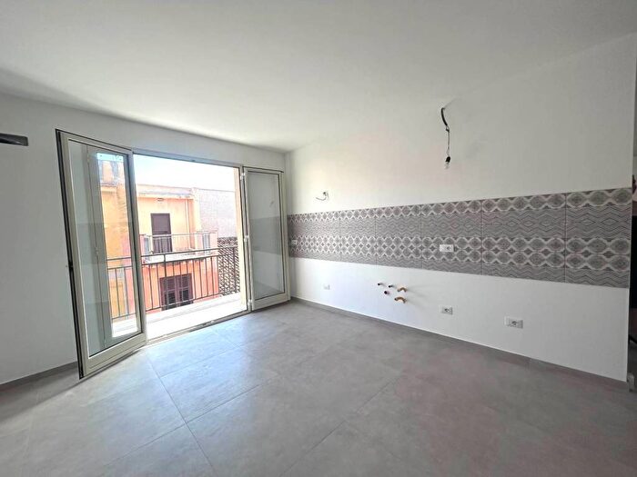 Appartamento con 5 locali in affitto in Via Loreto, Centro, Altavilla Milicia