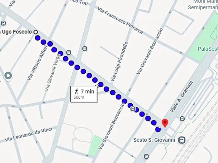 Appartamento bilocale in affitto in Via Ugo Foscolo, Milano