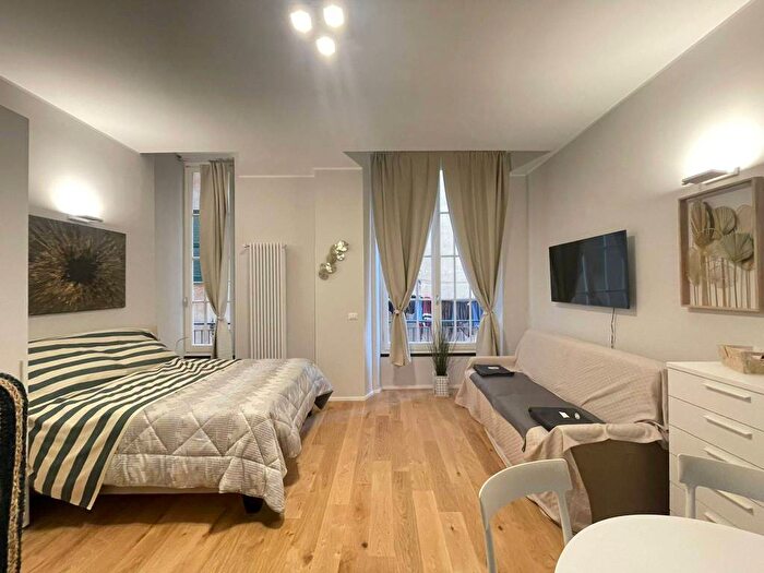 Appartamento monolocale in affitto in Vico Superiore di Pellicceria, Caricamento, Genova