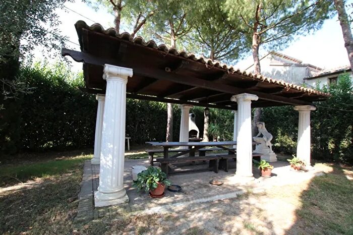 Casa in vendita in Mirandola