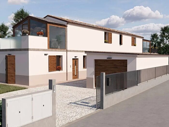 Casa con 5 locali in vendita in Via Borgo Selva, Monte San Vito