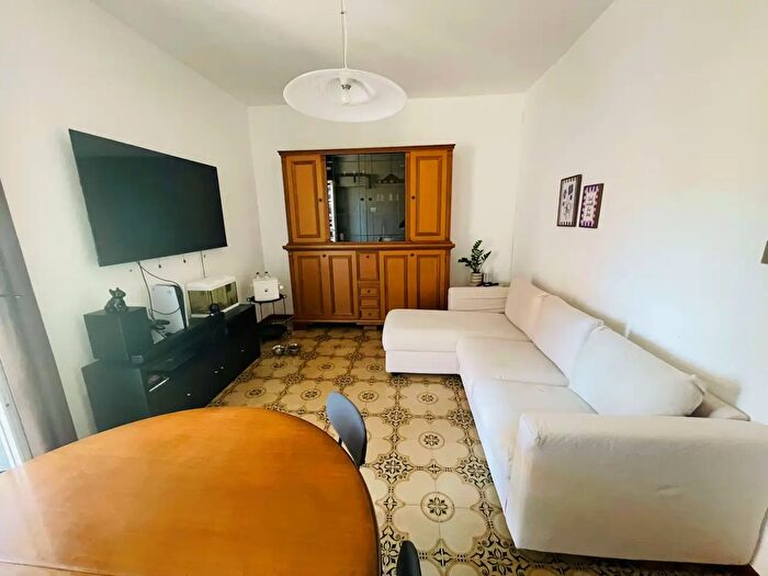 Appartamento trilocale in vendita in Sarzana