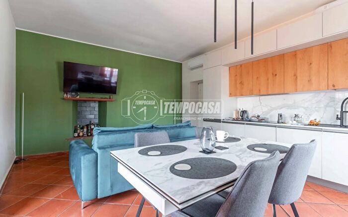 Appartamento bilocale in vendita in Via Ascanio Sforza, Milano