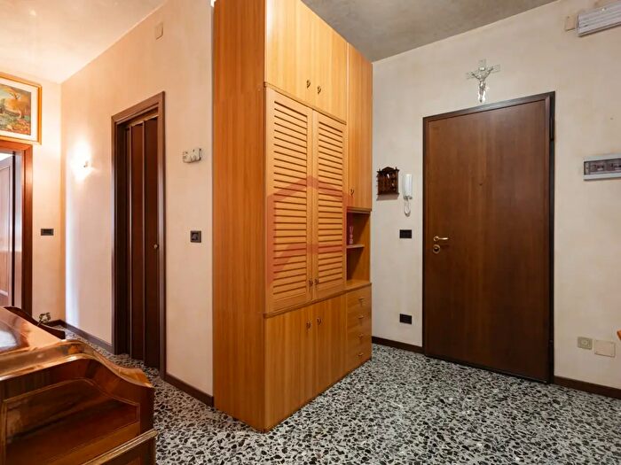 Appartamento trilocale in vendita in Cipressina, Venezia