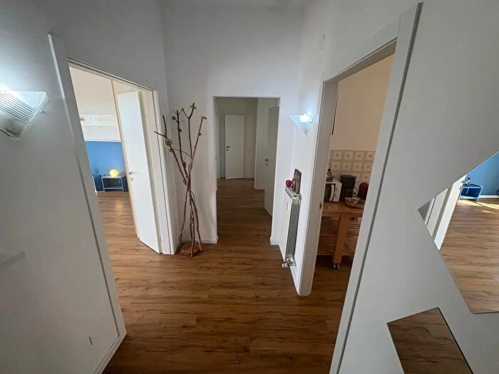 Appartamento con 5 locali in vendita in Via Francesco Baracca, Firenze