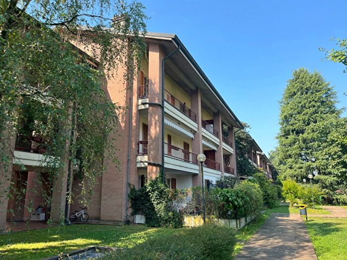 Appartamento trilocale in vendita in Via Aldo Moro, Buccinasco