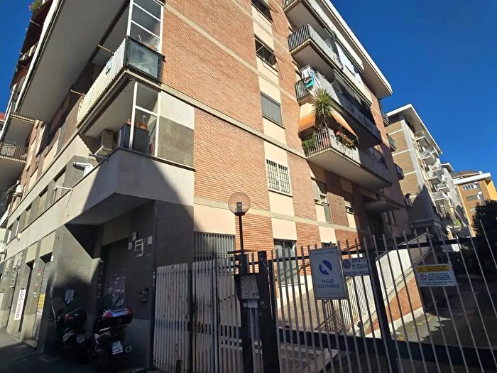 Appartamento bilocale in affitto in Via Bagno a Ripoli, Roma