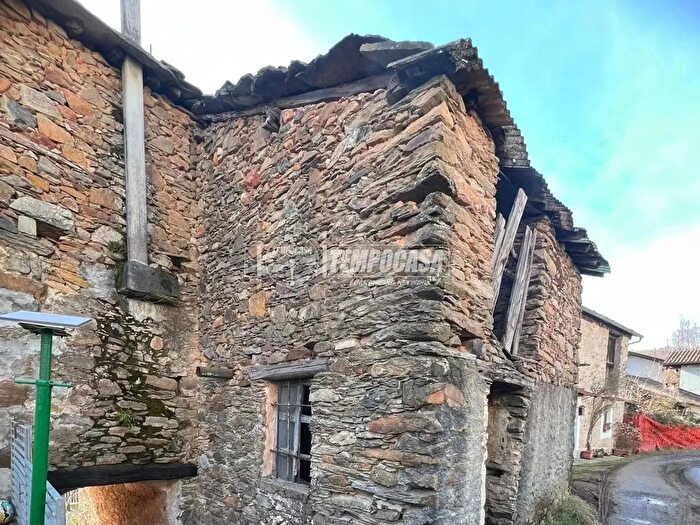 Casa bilocale in vendita in Frazione Cudine Cudine, Corio