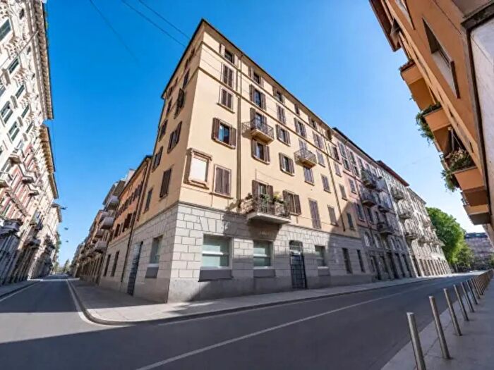 Appartamento bilocale in vendita in Via Cicco Simonetta, Milano