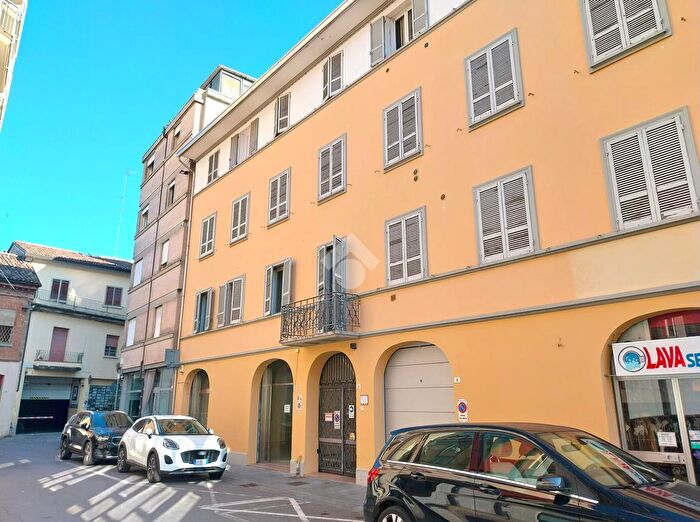 Appartamento trilocale in vendita in Via O Poveromini, Lugo