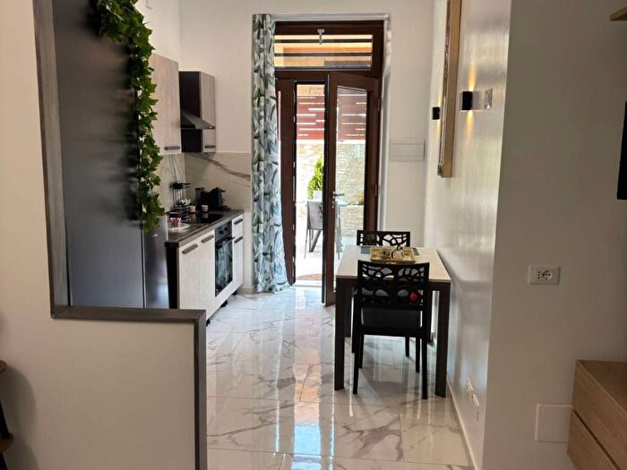 Appartamento monolocale in affitto in Via Giuseppe Macchi, Tor Vergata, Roma