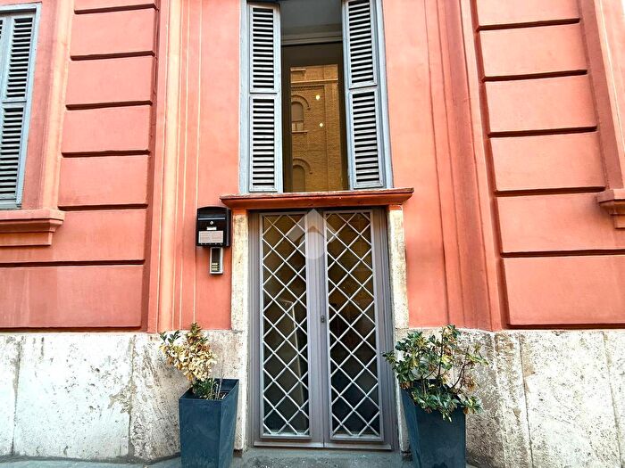 Appartamento trilocale in vendita in Via Aureliana, Roma