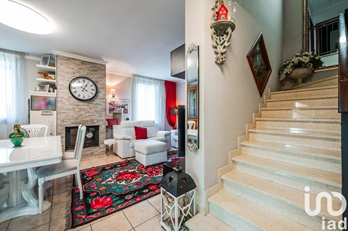 Casa quadrilocale in vendita in Via di Mezzo, Cavezzo