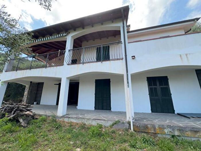 Casa trilocale in vendita in Via SantAgata, Imperia