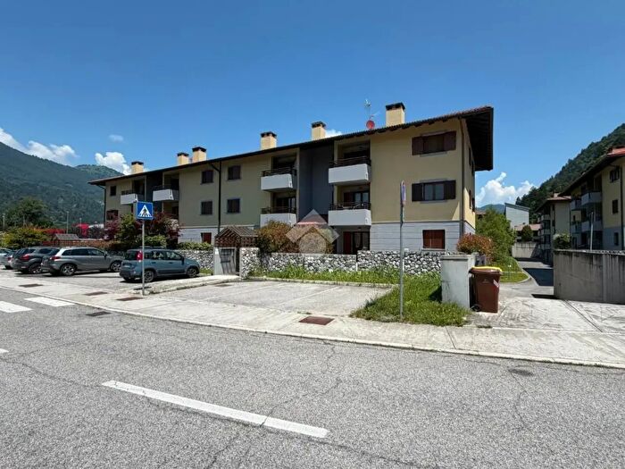 Appartamento trilocale in vendita in Via Baviera, Tolmezzo