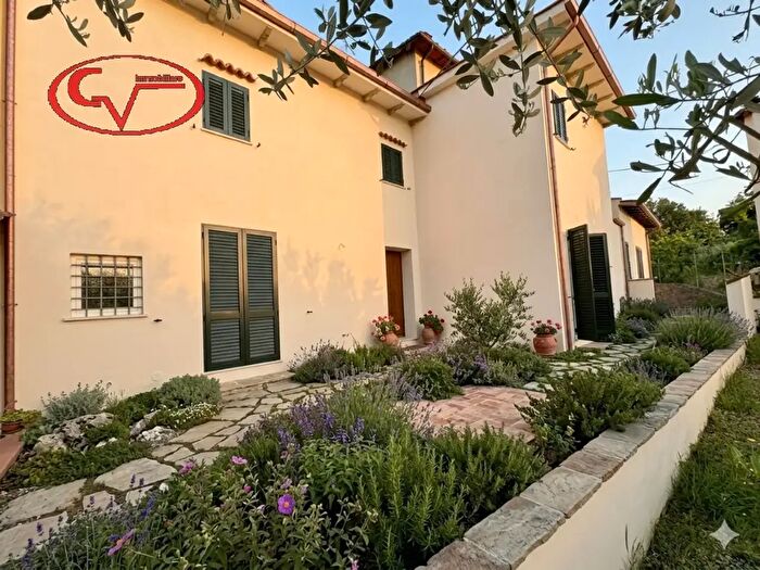 Casa con 6 locali in vendita in Via Borro della Madonna, San Giovanni Valdarno