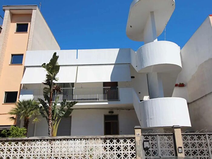 Casa con 5 locali in vendita in Capurso