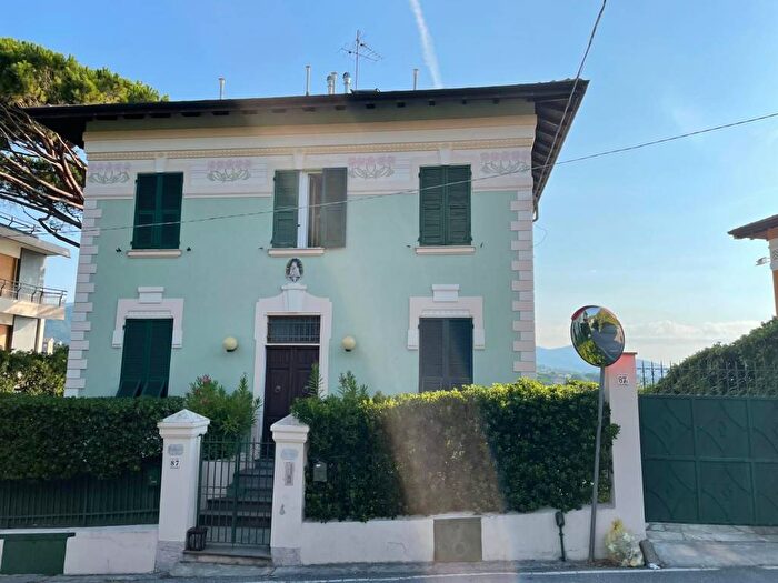 Appartamento trilocale in affitto in Via Cassisi, Celle Ligure Pecorile, Celle Ligure