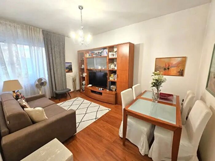 Appartamento quadrilocale in vendita in Via Montello, Treviso